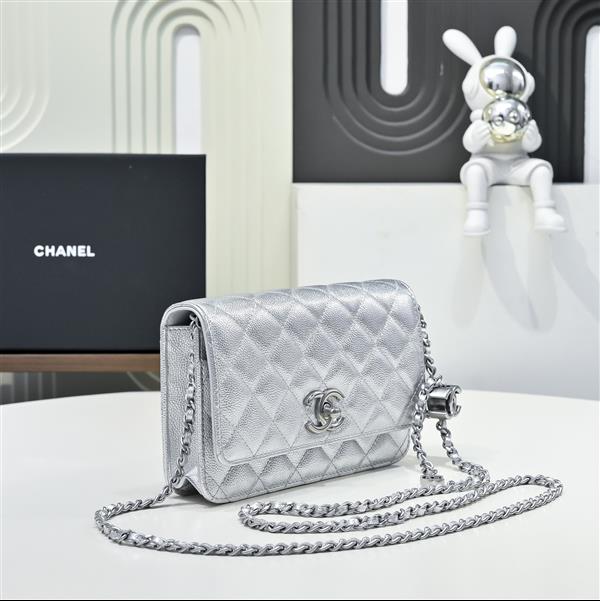 2026127205129790 560